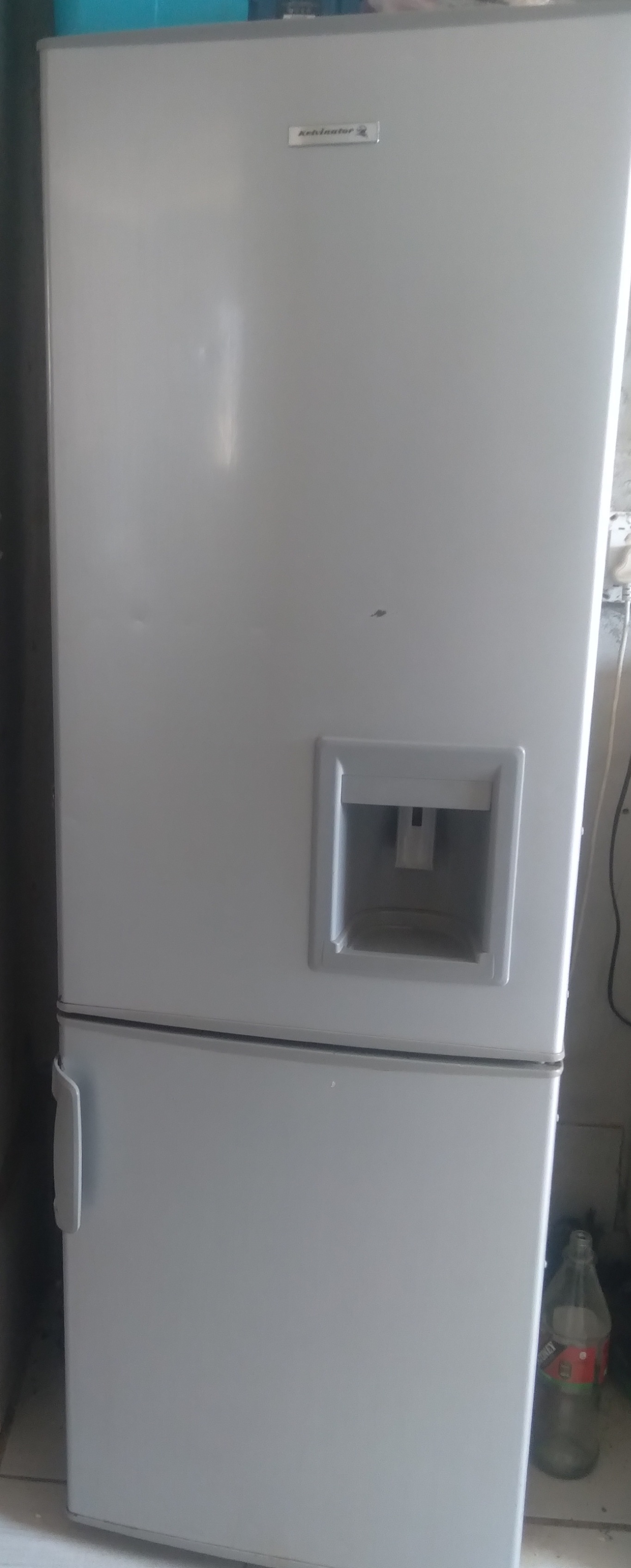 Kelvinator Grey fridge with water dispenser 
