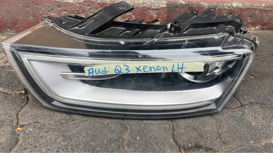 Audi A3 Xenon headlight - Private Seller Audi A3 Xenon headlight - Private Seller