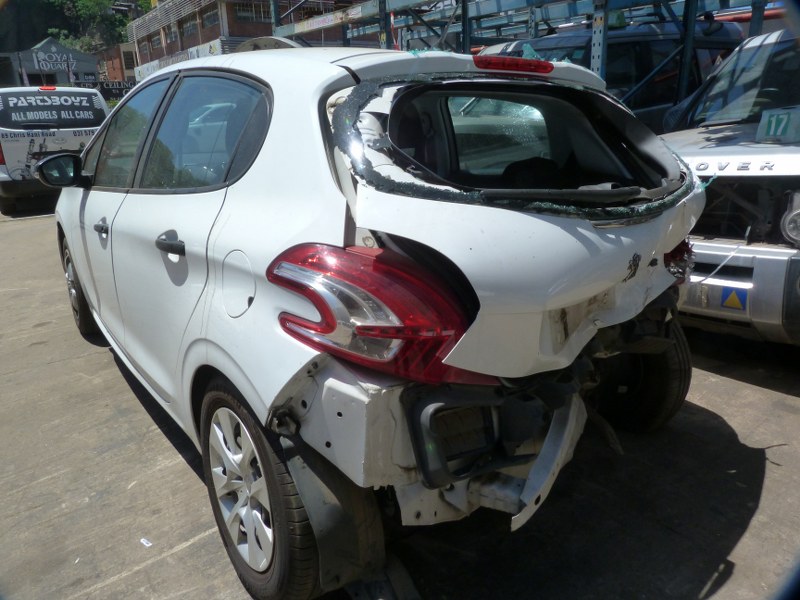 Peugeot 208 1.2 Manual White - 2014 STRIPPING FOR SPARES - Private Seller Peugeot 208 1.2 Manual White - 2014 STRIPPING FOR SPARES - Private Seller