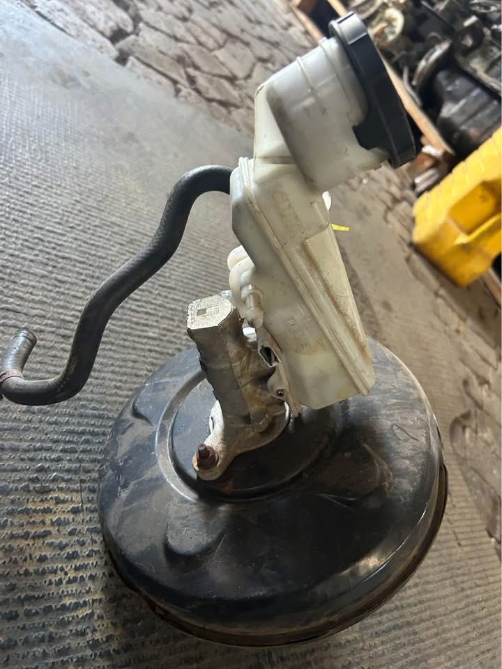 2016 Isuzu KB250 Fleetside Brake Booster & Master Cylinder For Sale - Private Seller