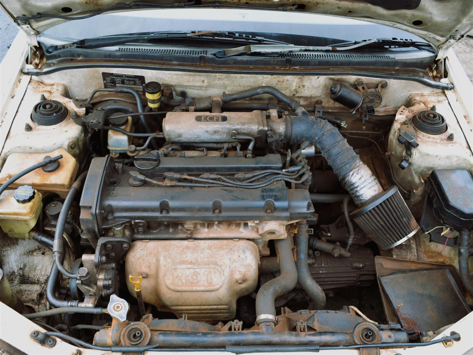 1997 Hyundai Elantra J2 1.6 - Stripping for Spares