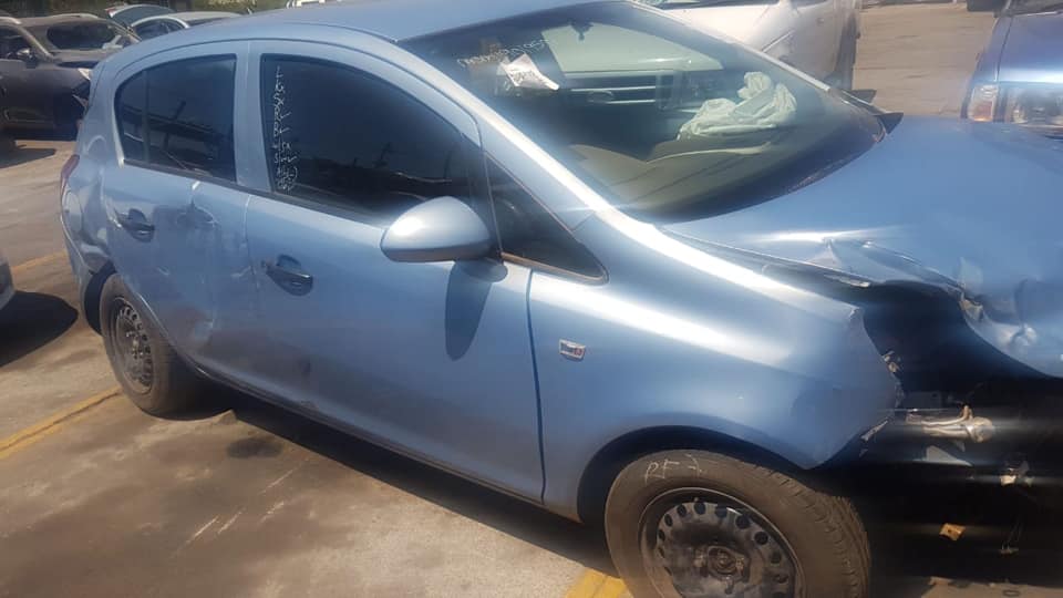 Opel Corsa D stripping - Private Seller