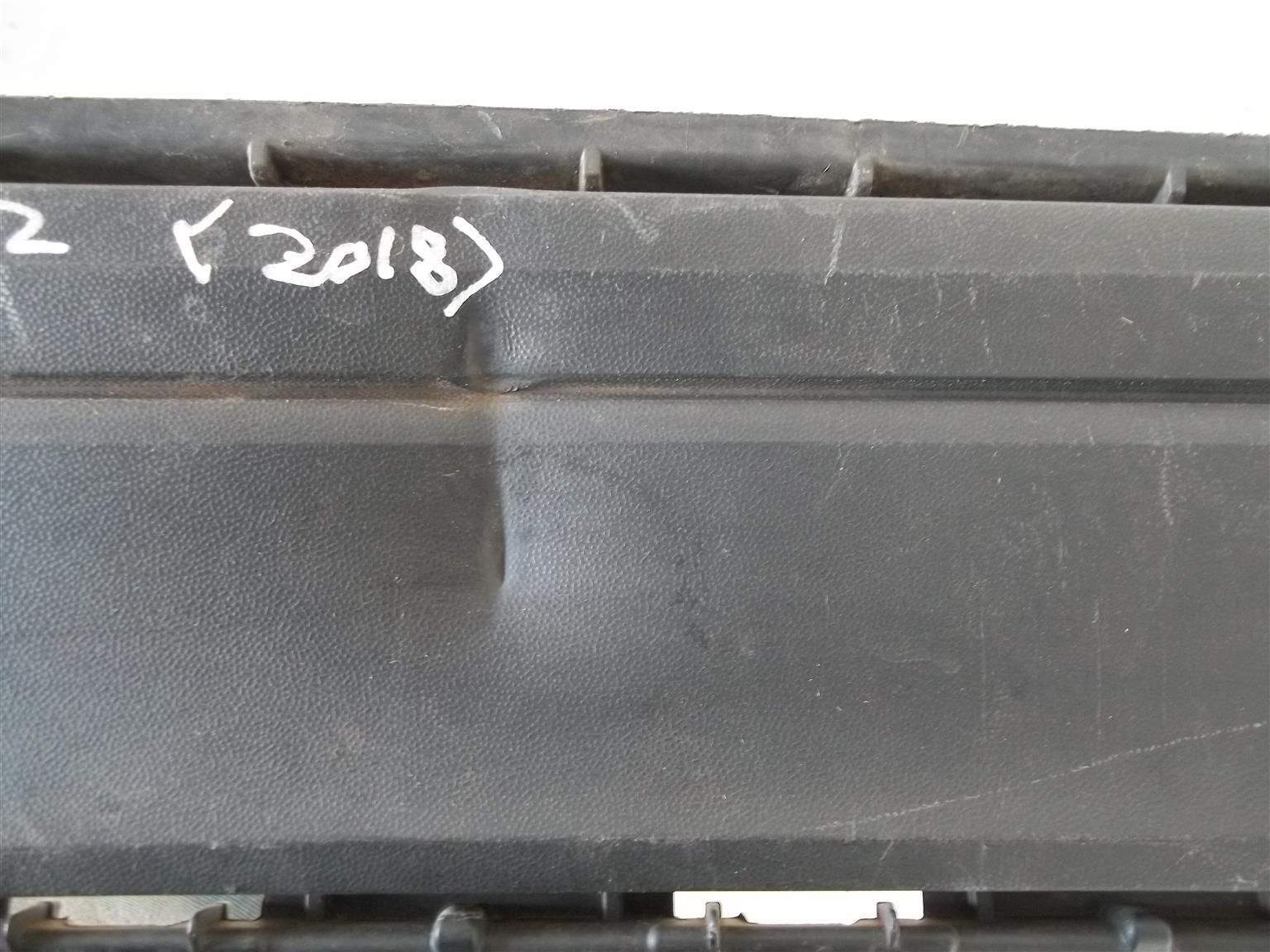 VW Tiguan '18 rear bumper spoiler - Private Seller VW Tiguan '18 rear bumper spoiler - Private Seller