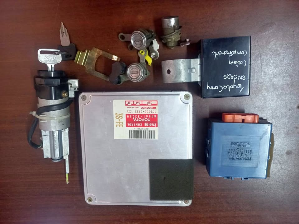 Toyota camry lockset available - Private Seller Toyota camry lockset available - Private Seller