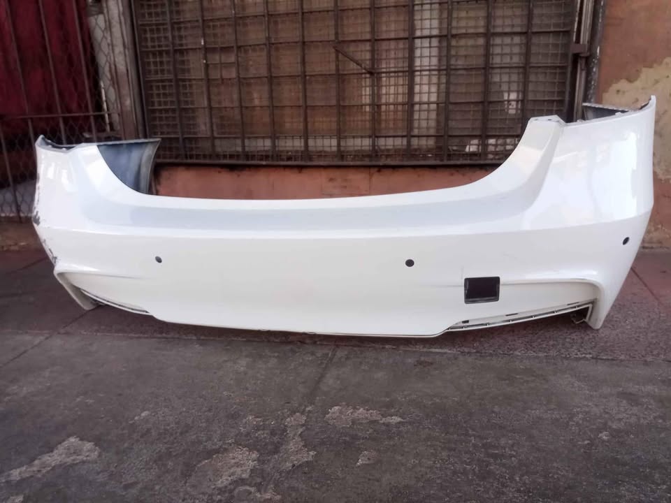 BMW f30 back bumper - Private Seller BMW f30 back bumper - Private Seller