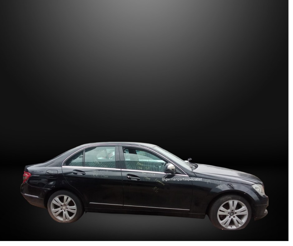 Mercedes W204 271 Kompressor Automatic Pre-Face Stripping for Spares - Private Seller