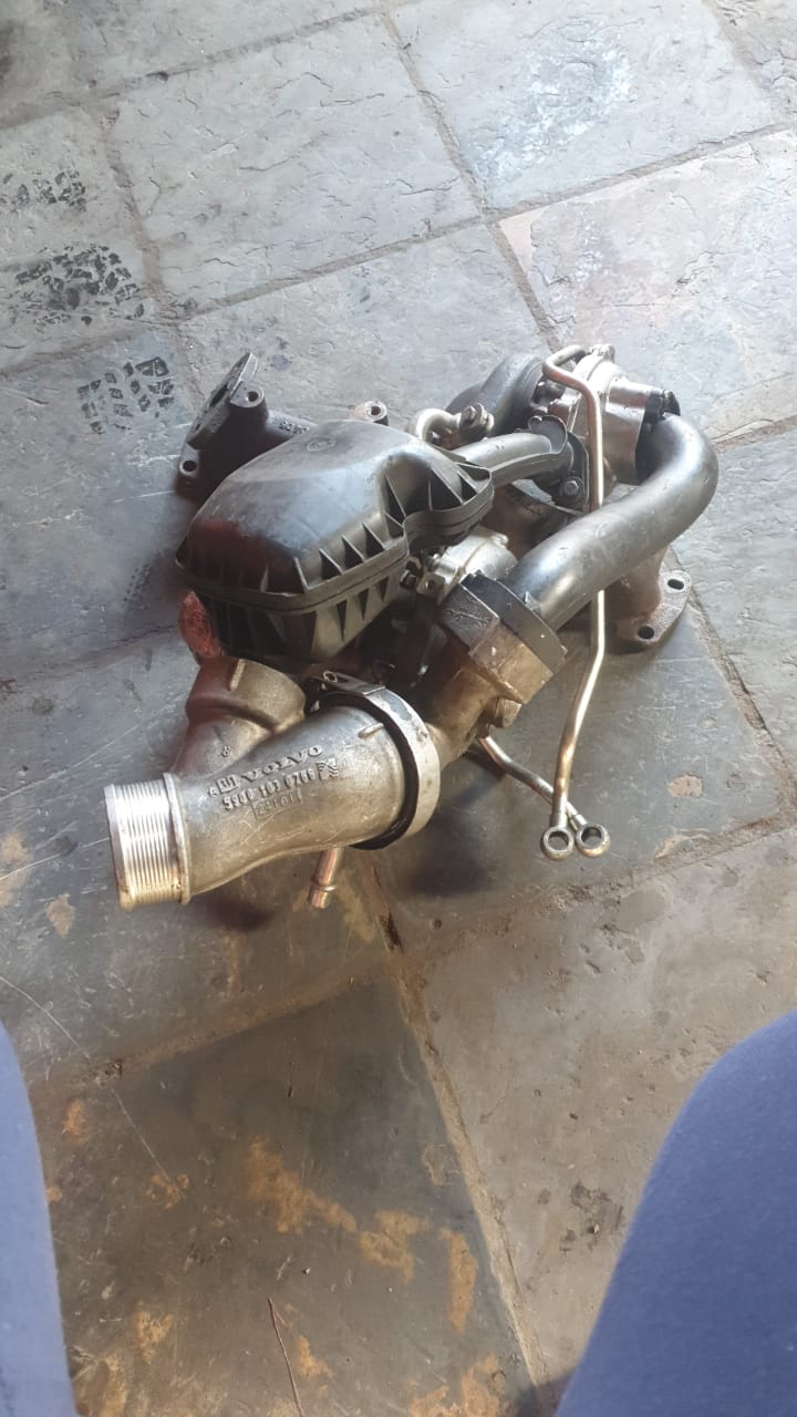 XC60 2.4 D5 D5244T7 TWIN TURBO