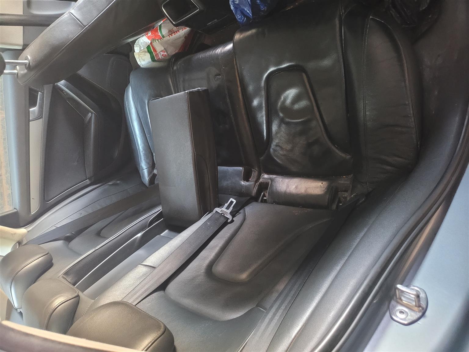 Audi A4, B8, 2011, cdh car seats
