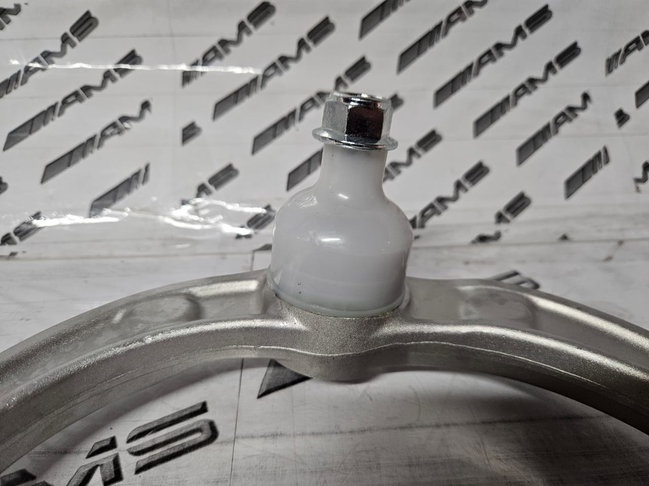 NEW MERCEDES W164 UPPER CONTROL ARM AVAILABLE