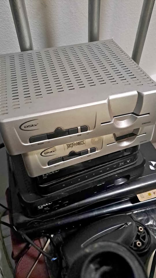 Dstv decoders second hand Dstv decoders second hand