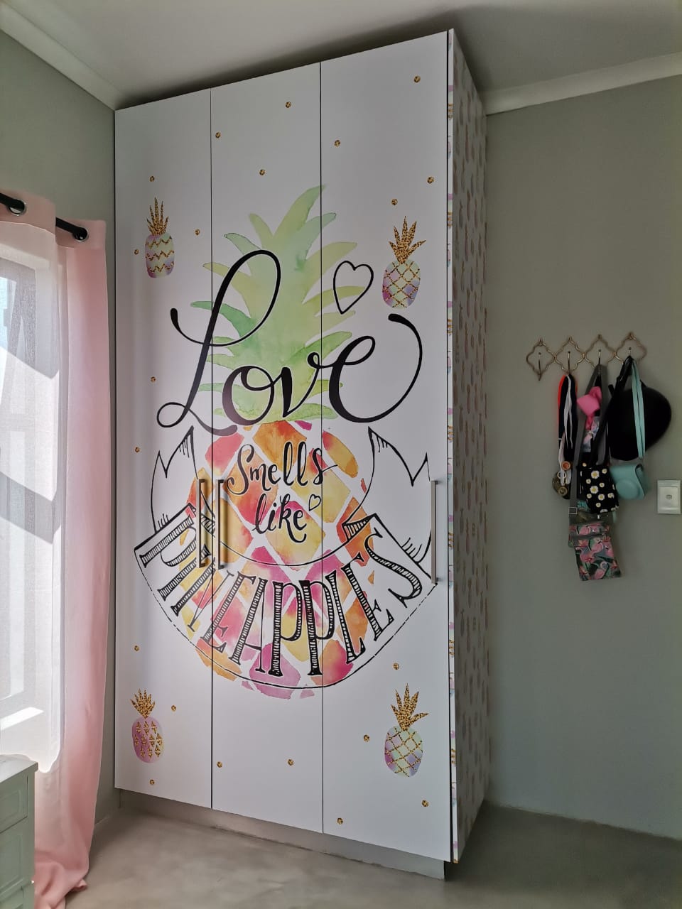 Decor and Signage