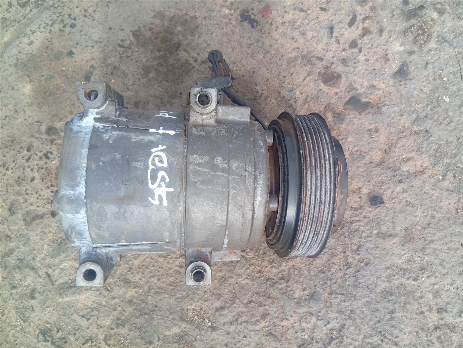 2008-2014 ford fiesta 1.4 AC Aircon pump - Private Seller 2008-2014 ford fiesta 1.4 AC Aircon pump - Private Seller