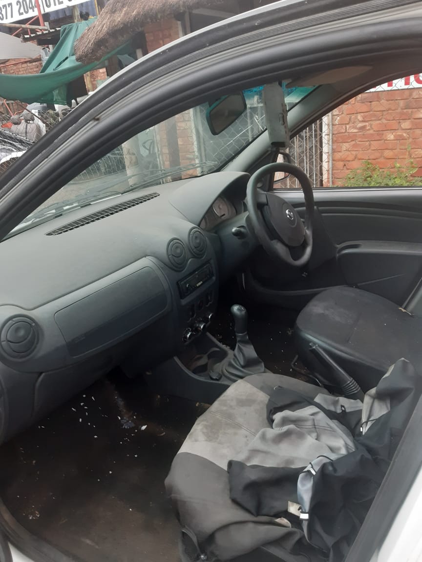 NISSAN NP200 1.6 8V ( STRIPPING FOR SPARES ) - Private Seller NISSAN NP200 1.6 8V ( STRIPPING FOR SPARES ) - Private Seller