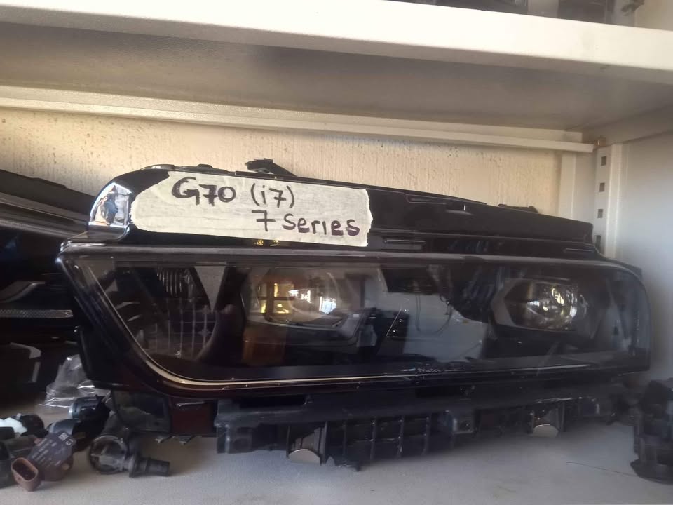 All BMW headlights and tailgates
