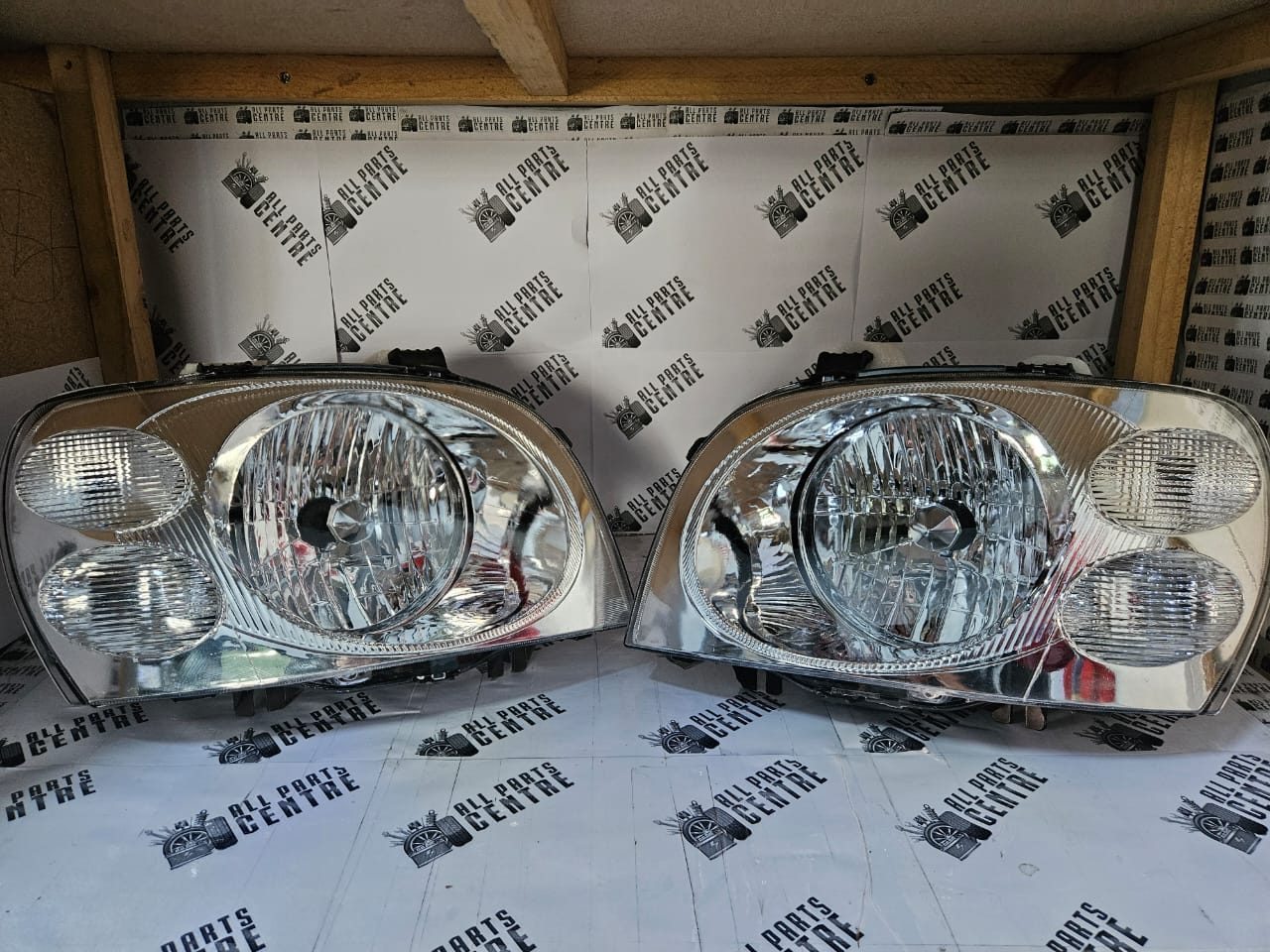 Mahindra Scorpio (2002-2008) New Headlights