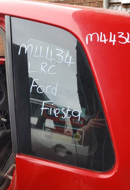 Ford Fiesta left rear corner window - Private Seller Ford Fiesta left rear corner window - Private Seller