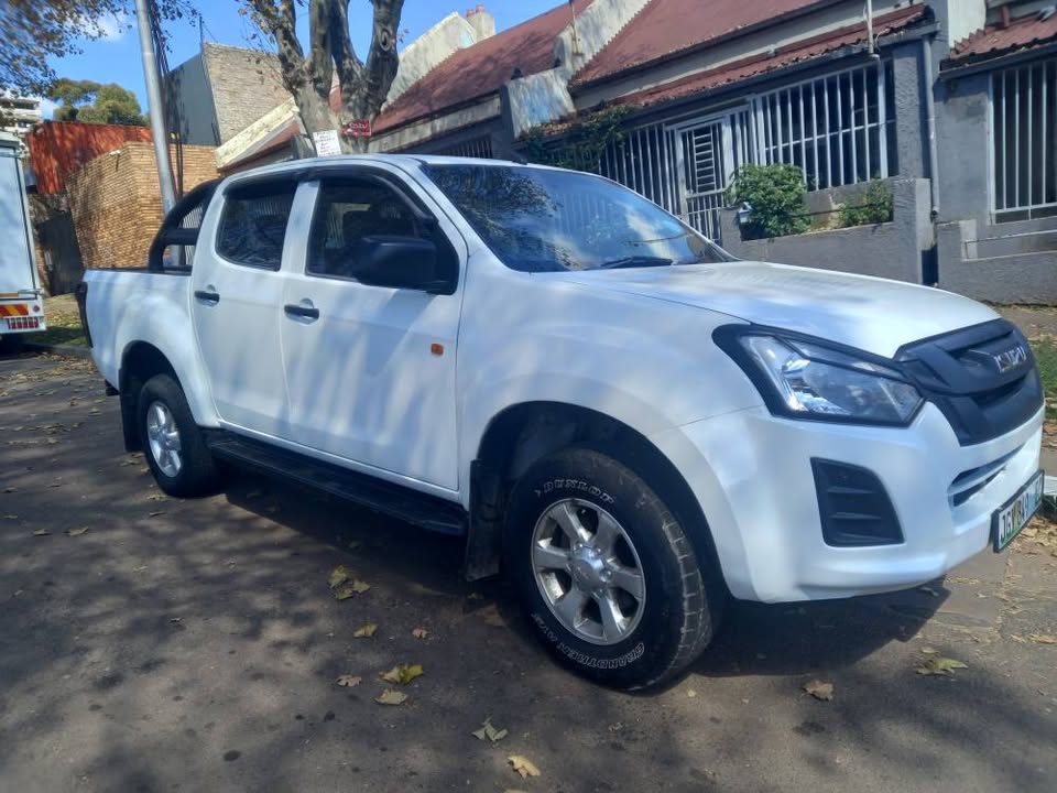 2019 ISUZU KB250 DMAX DOUBLE CAB DIESEL, MANUAL, WHITE,