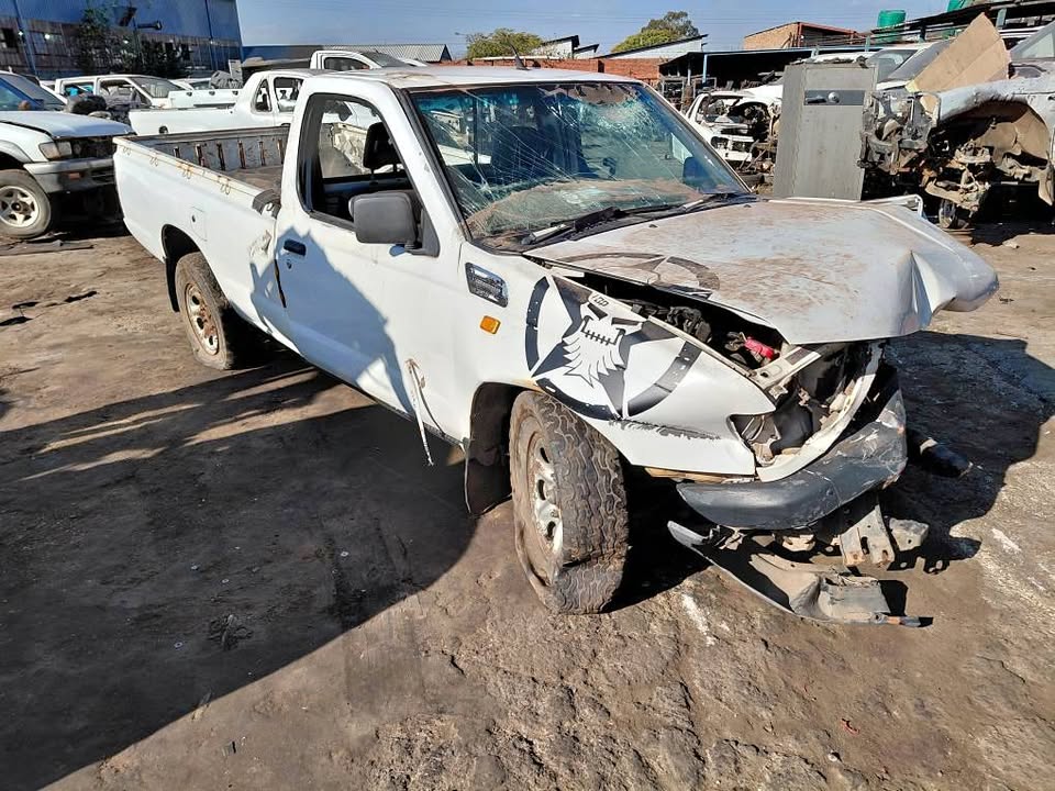 2005 NISSAN HARDBODY KA20 STRIPPING FOR SPARES - Private Seller 2005 NISSAN HARDBODY KA20 STRIPPING FOR SPARES - Private Seller