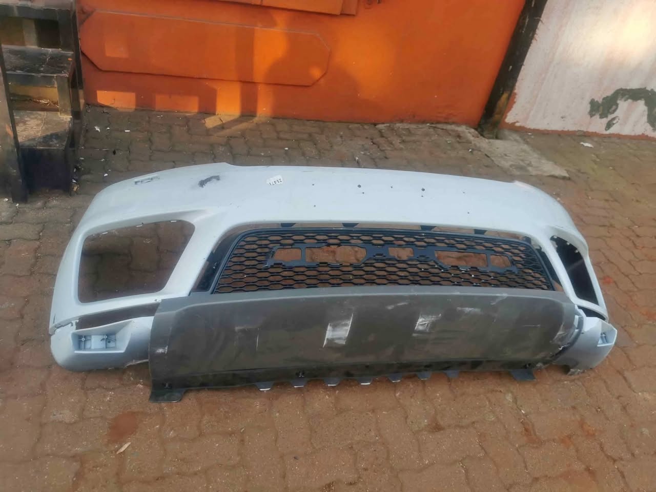 Range Rover sport 2022 front bumper - Private Seller Range Rover sport 2022 front bumper - Private Seller