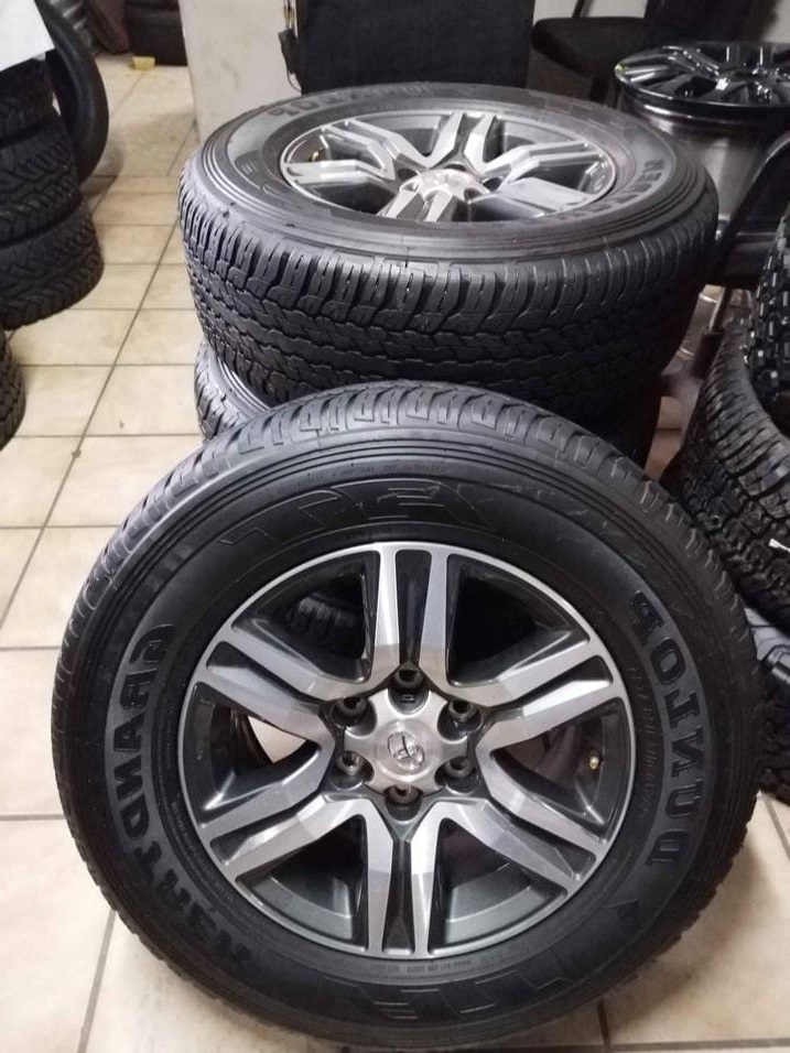 17 inch Toyota Hilux/Fortuner original mags with good used 265/65/17 Dunlop Gran - Private Seller 17 inch Toyota Hilux/Fortuner original mags with good used 265/65/17 Dunlop Gran - Private Seller