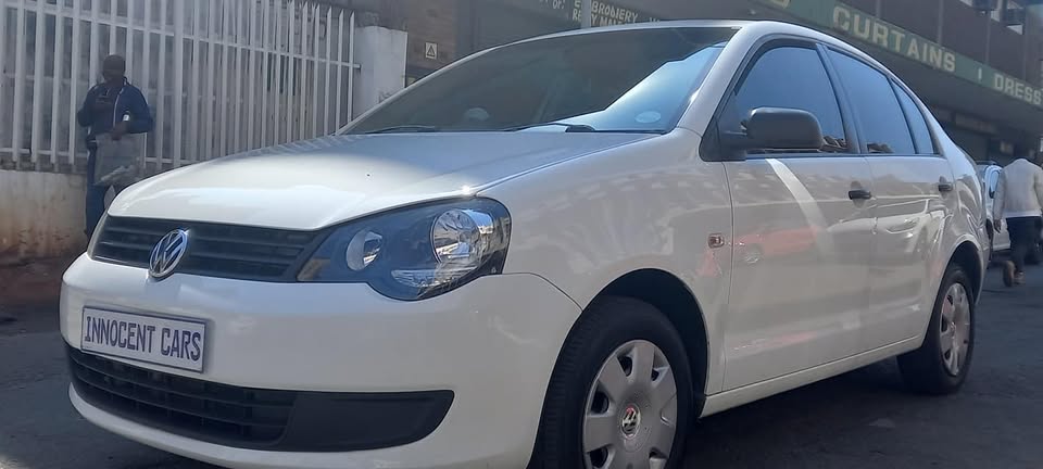 USED 2012 VW POLO VIVO SEDAN, 1.4 AUTOMATIC, WHITE COLOUR, 106000KM