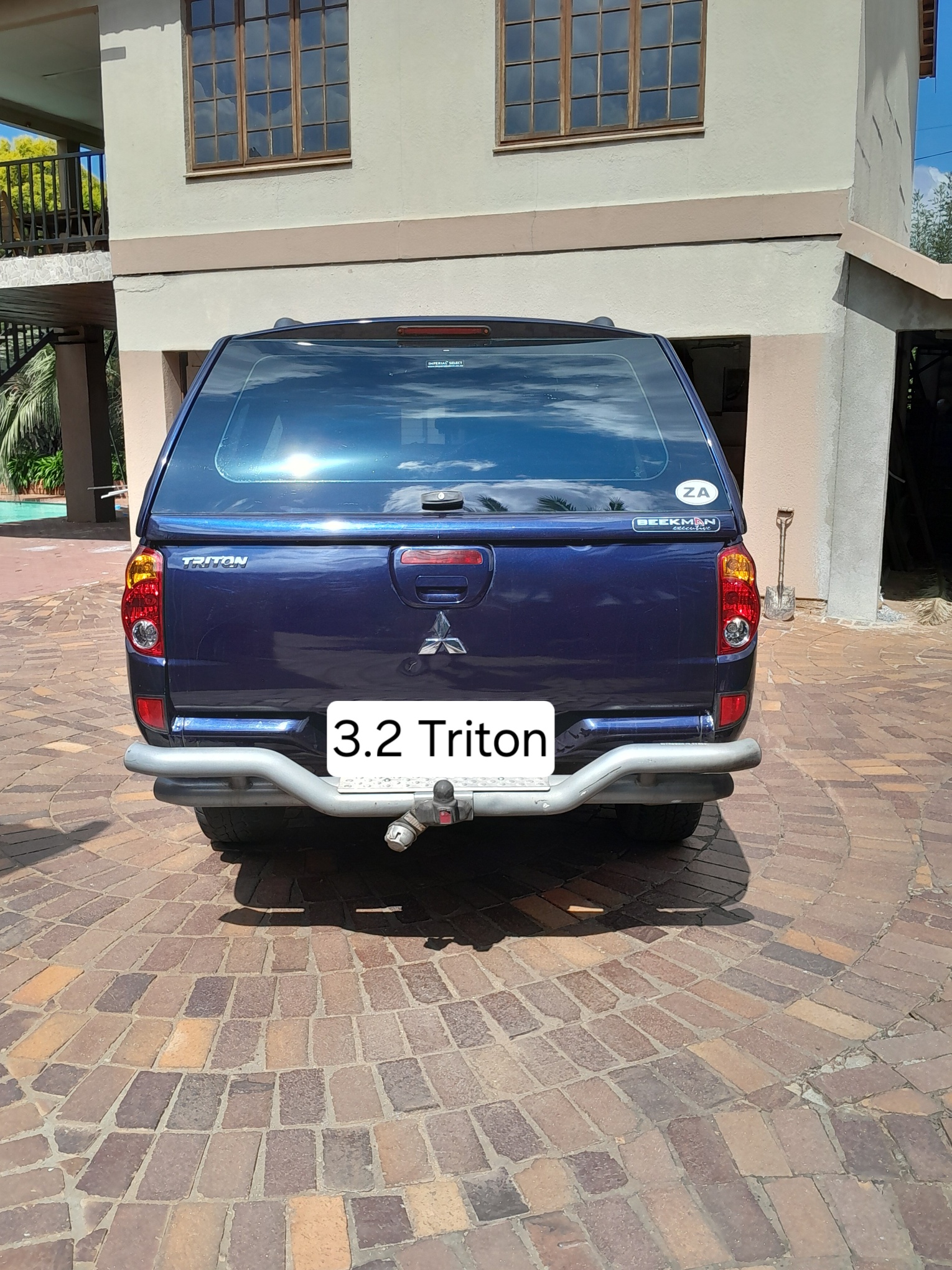2010 Mitsubishi Triton 4X4 AT Double Cab