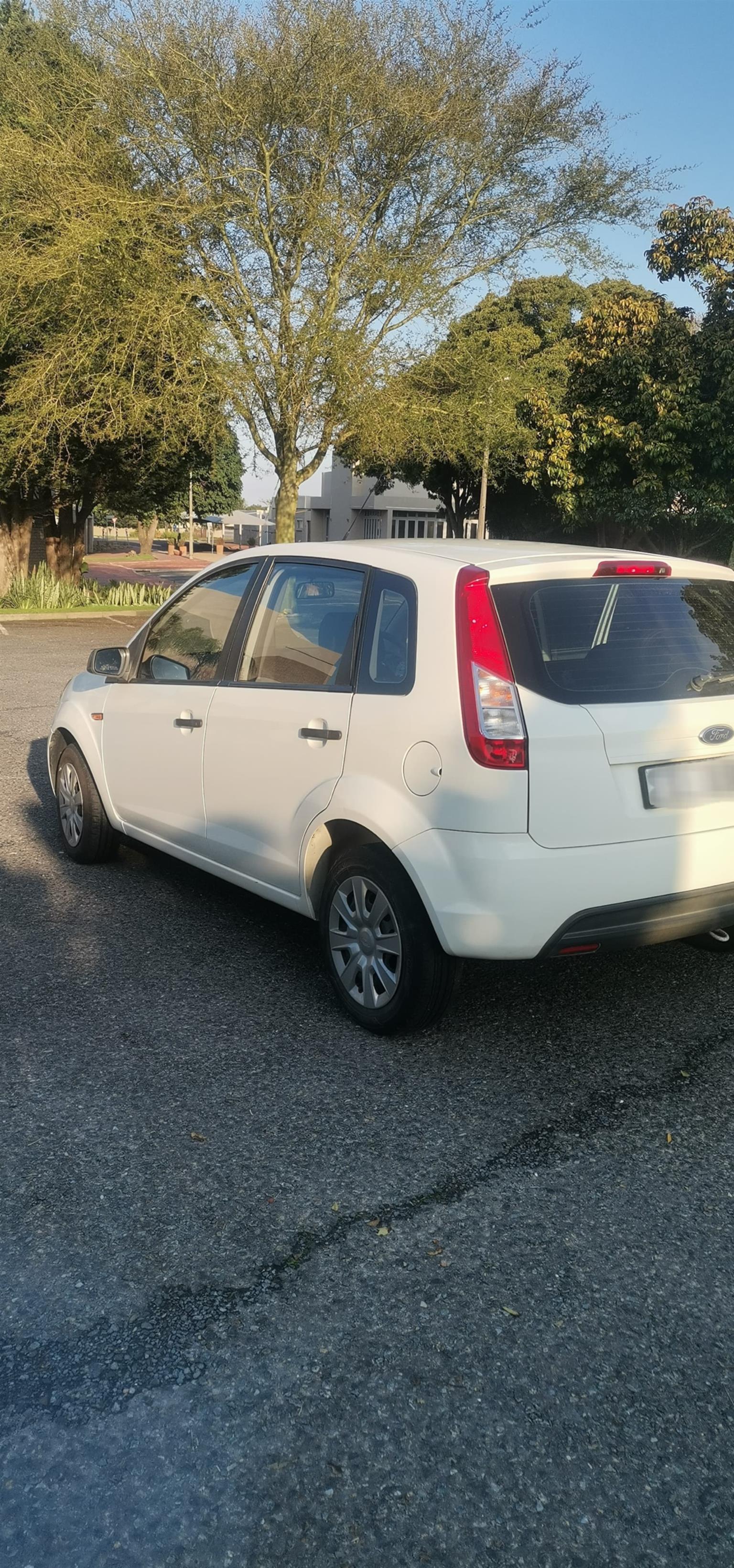 2016 ford figo 1.5tdci very low kilos!! pristine condition!