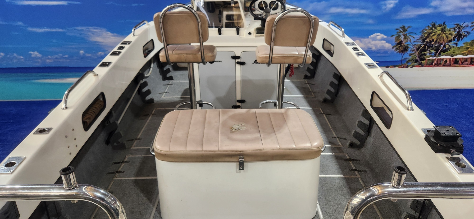 TOMCAT 19 FT CC 2008 MODEL ON TRAILER 2 115 HP YAMAHA 4 STROKES