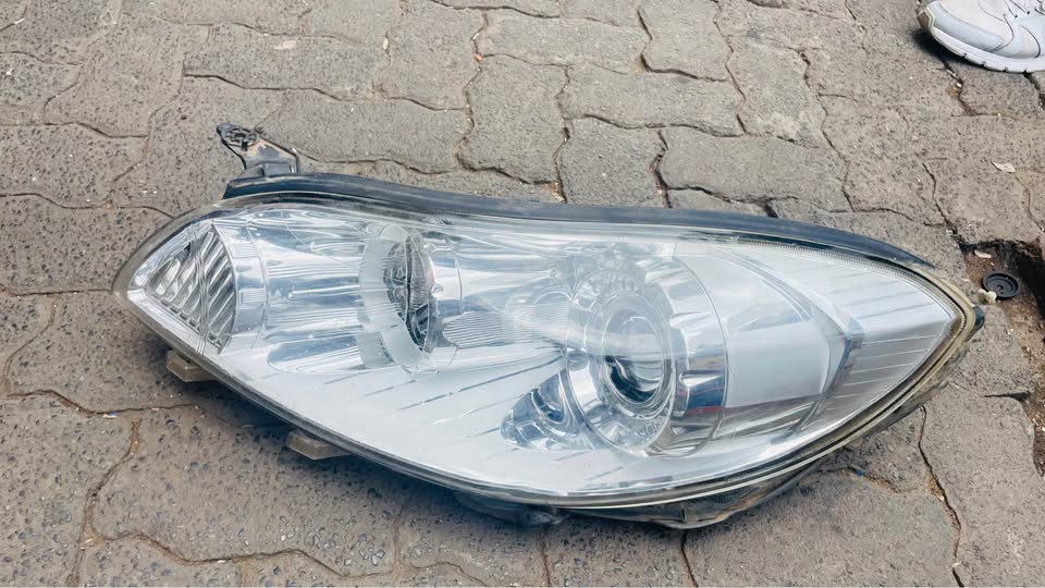 HAVAL C50 HEADLIGHTS Voleex C50 headlights - Private Seller HAVAL C50 HEADLIGHTS Voleex C50 headlights - Private Seller
