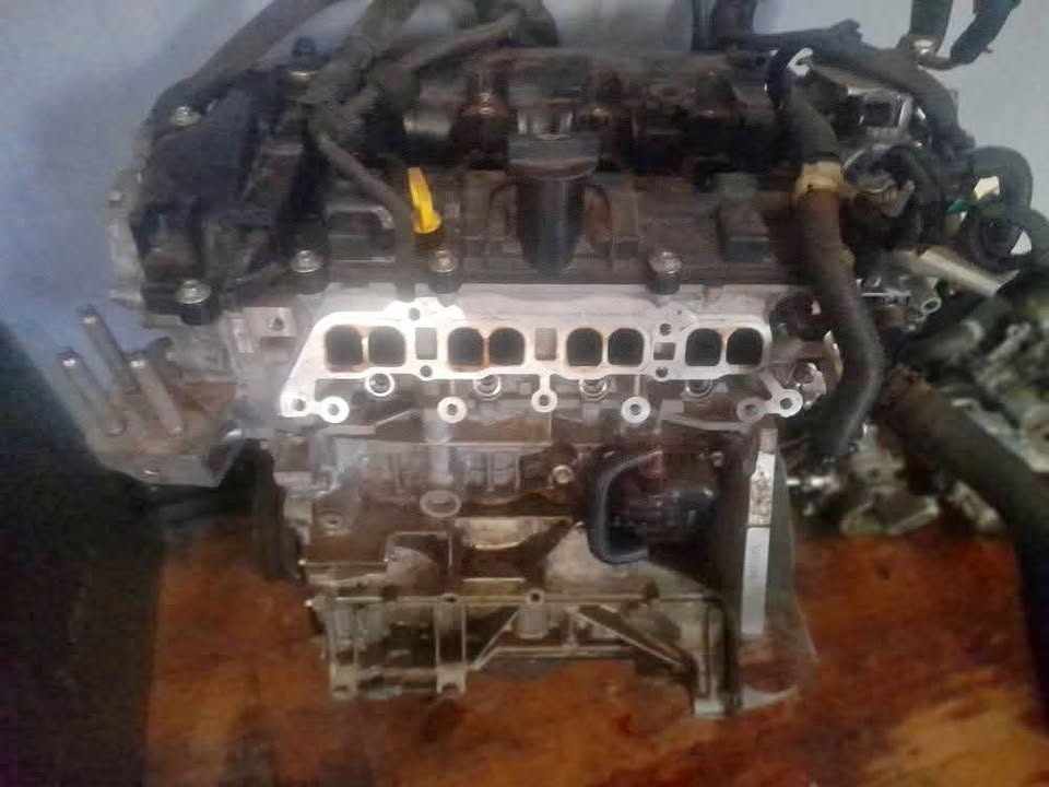 MAZDA 3 ENGINE 1.6 AVAILABLE - Private Seller MAZDA 3 ENGINE 1.6 AVAILABLE - Private Seller