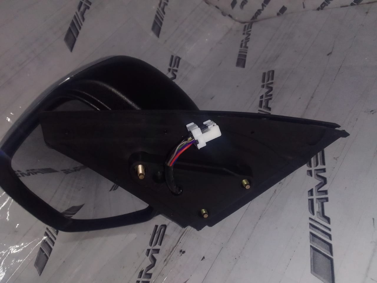 Mitsubishi Triton Left-Hand Door Mirror with Integrated Indicators - Private Seller Mitsubishi Triton Left-Hand Door Mirror with Integrated Indicators - Private Seller