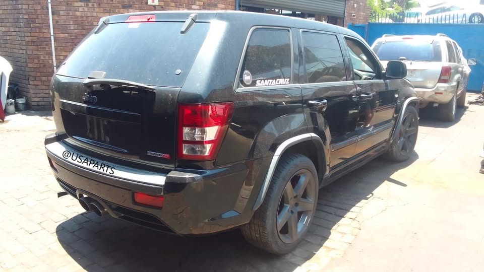 Jeep Grand Cherokee 6.1 SRT8 WK1 breaking for spares! - Private Seller Jeep Grand Cherokee 6.1 SRT8 WK1 breaking for spares! - Private Seller