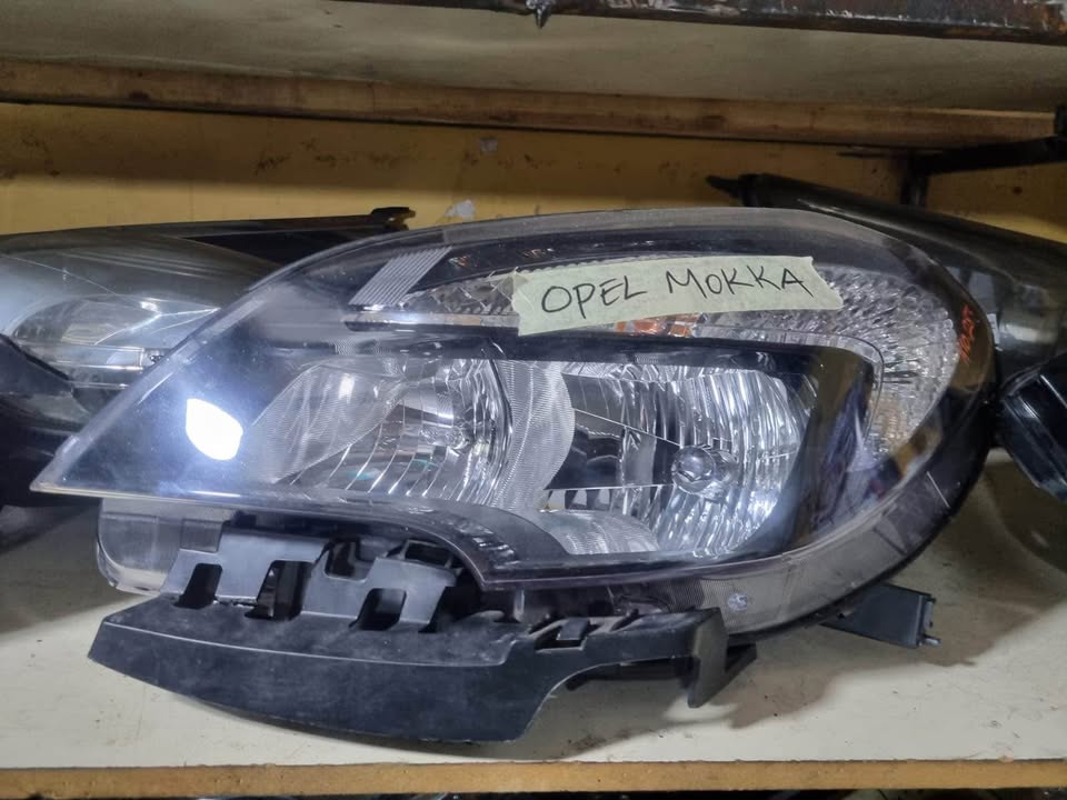 Opel Mokka Headlight - Private Seller