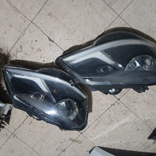 polo vivo headlight - Private Seller polo vivo headlight - Private Seller