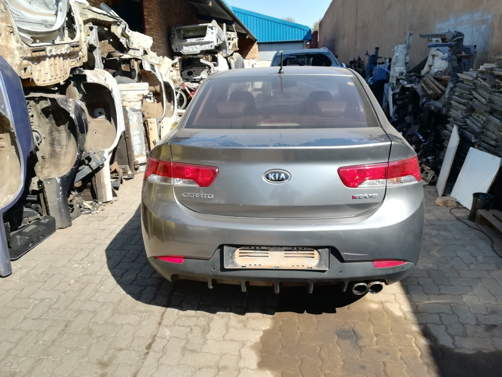 *NOW STRIPPING* KI018 KIA CERATO COUPE 2011 (G4KD) | Junk Mail