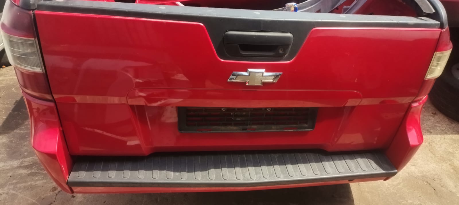Chev Utility Tailgate – Amroon in colour