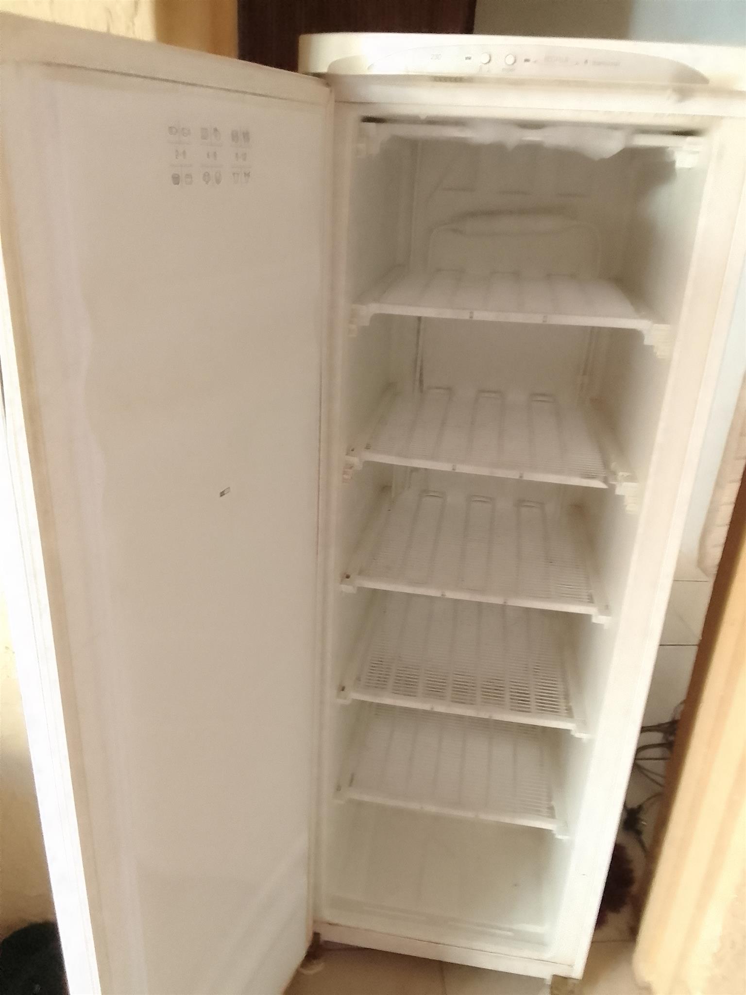 Bosch upright freezer Junk Mail