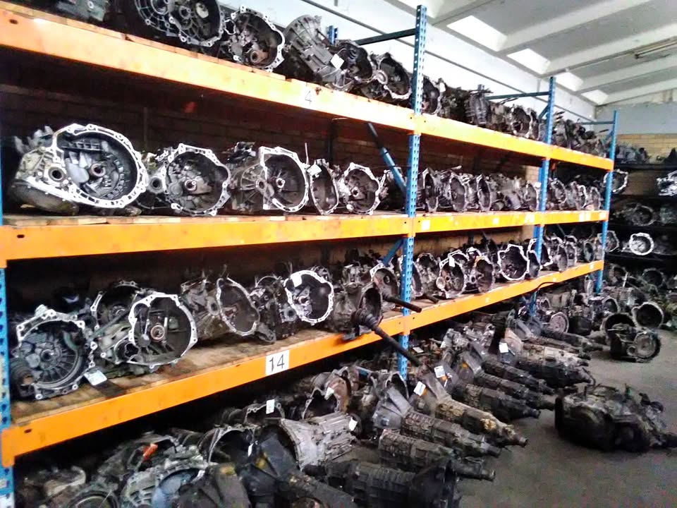 RENAULT ENGINES AND GEARBOXES FOR SALE - Private Seller RENAULT ENGINES AND GEARBOXES FOR SALE - Private Seller