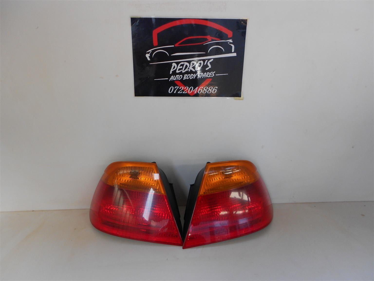 BMW E46 inner tail light