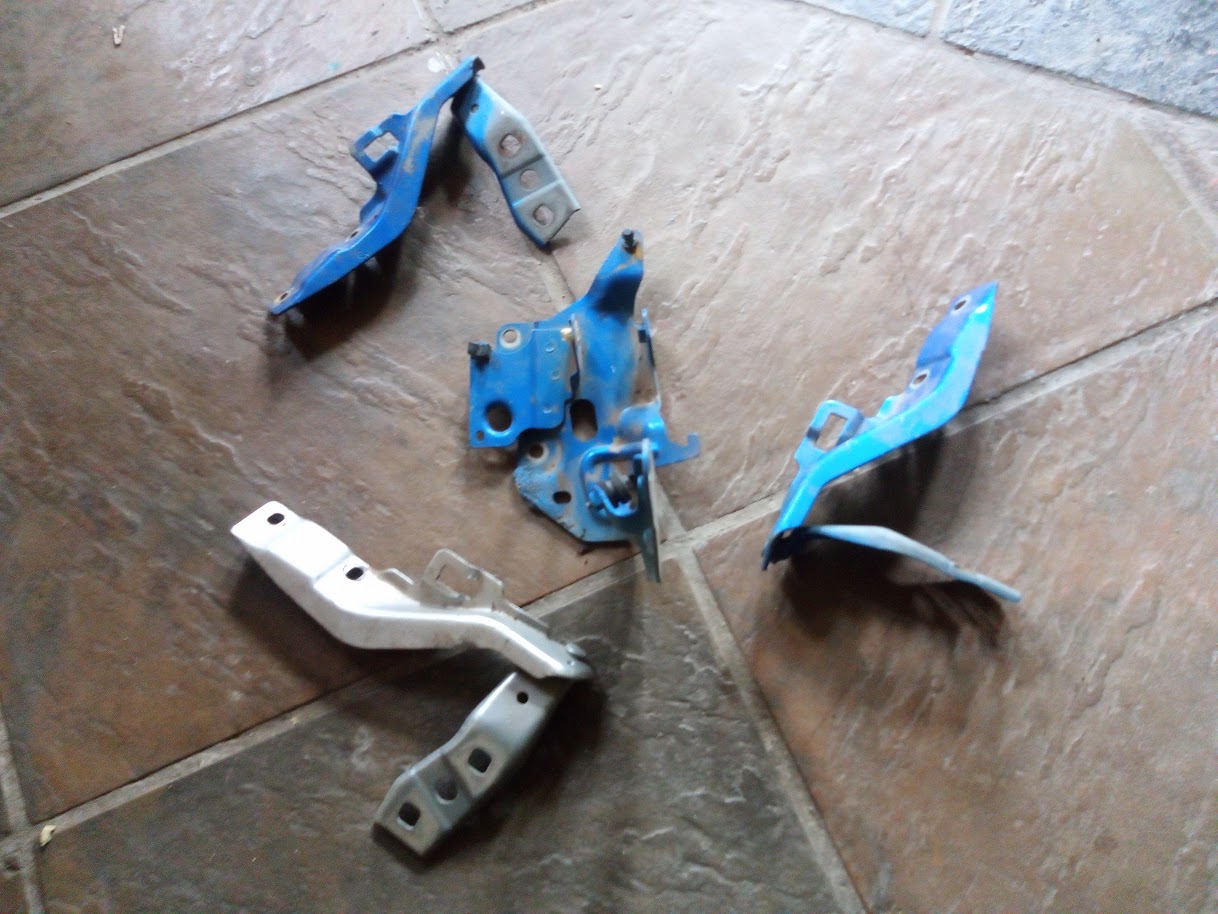 Chev Lumina SS Bonnet Hinges