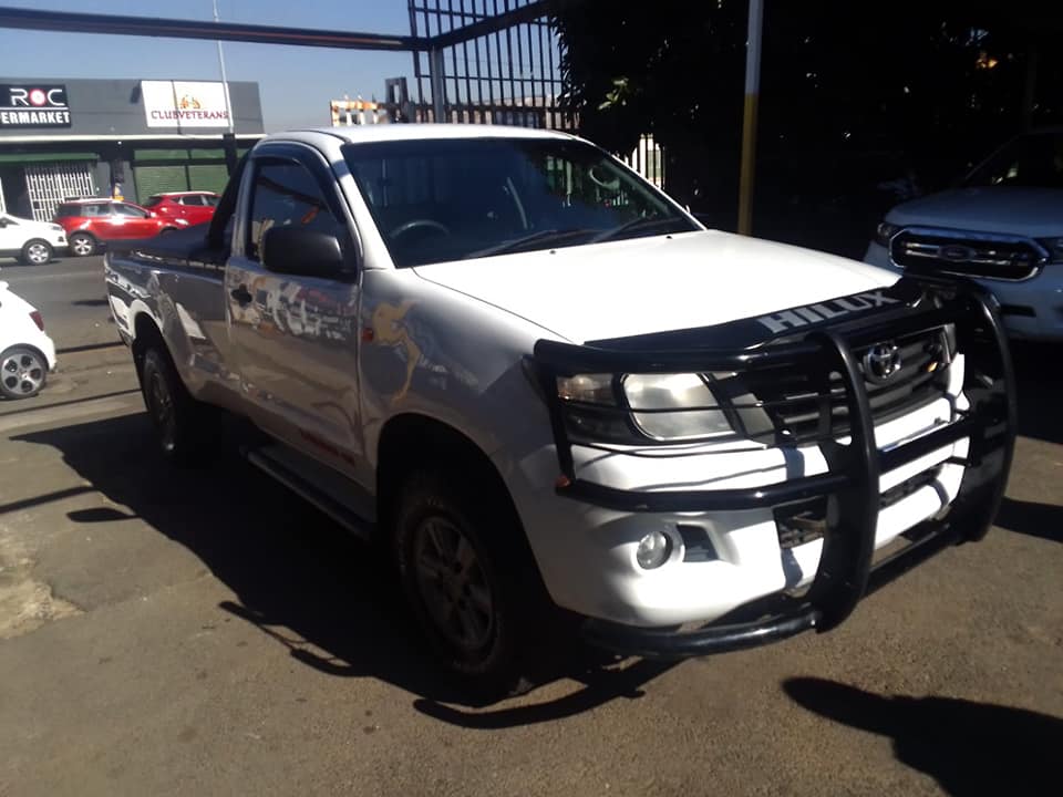 2013 Toyota Hilux 2.5D D4D 4x2 single Cab
