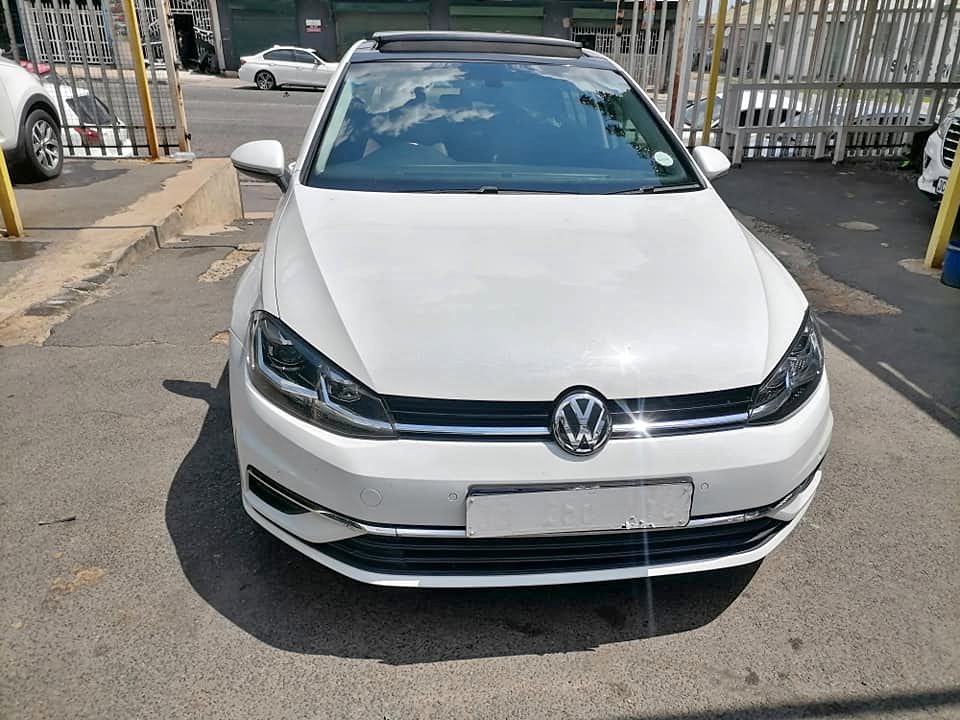 2018 Volkswagen Golf 7 1.0 TSI High line Sunroof leather interior