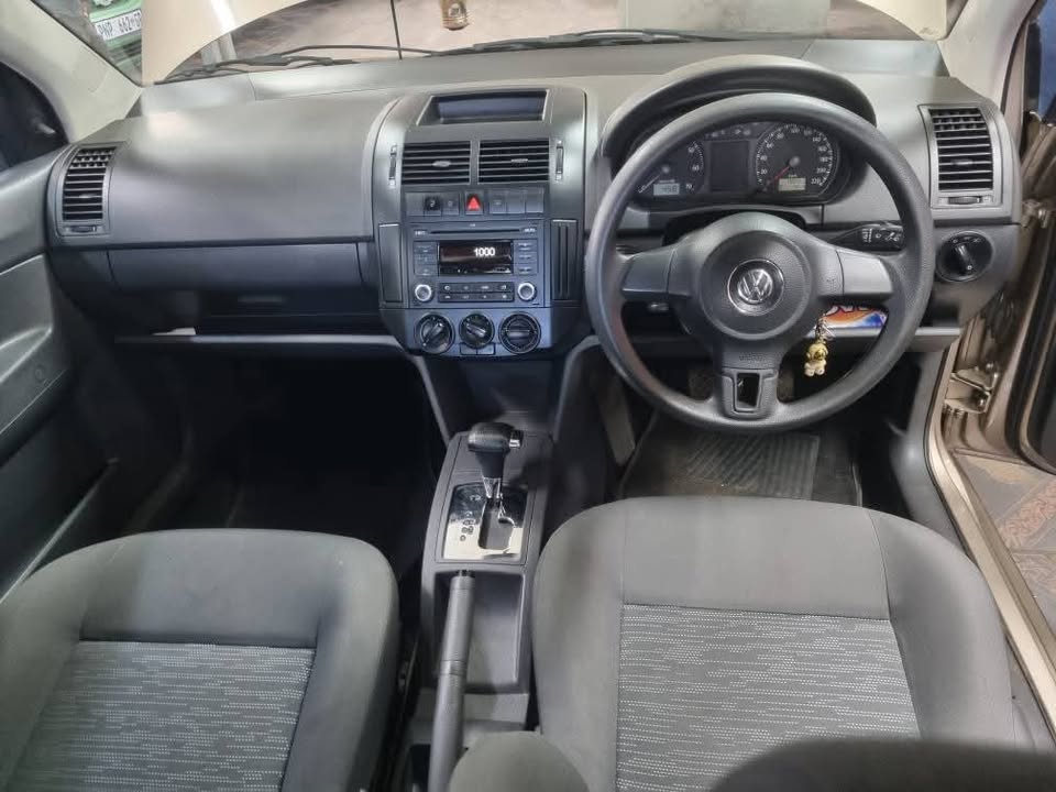 2018 VW Polo Vivo Sedan 1.4 Automatic 79000km R98500 Mechanically Perfect with Clothes Seat interior