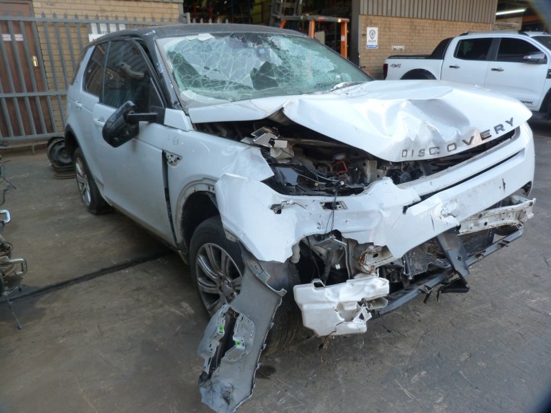 Land Rover Discovery Sport HSE 2.0D AT White - 2017 STRIPPING FOR SPARES - Private Seller Land Rover Discovery Sport HSE 2.0D AT White - 2017 STRIPPING FOR SPARES - Private Seller