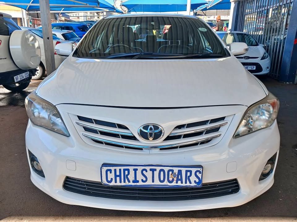 2011 model Toyota Corolla professional sedan automatic transmission petrol 1.6 engine capacity