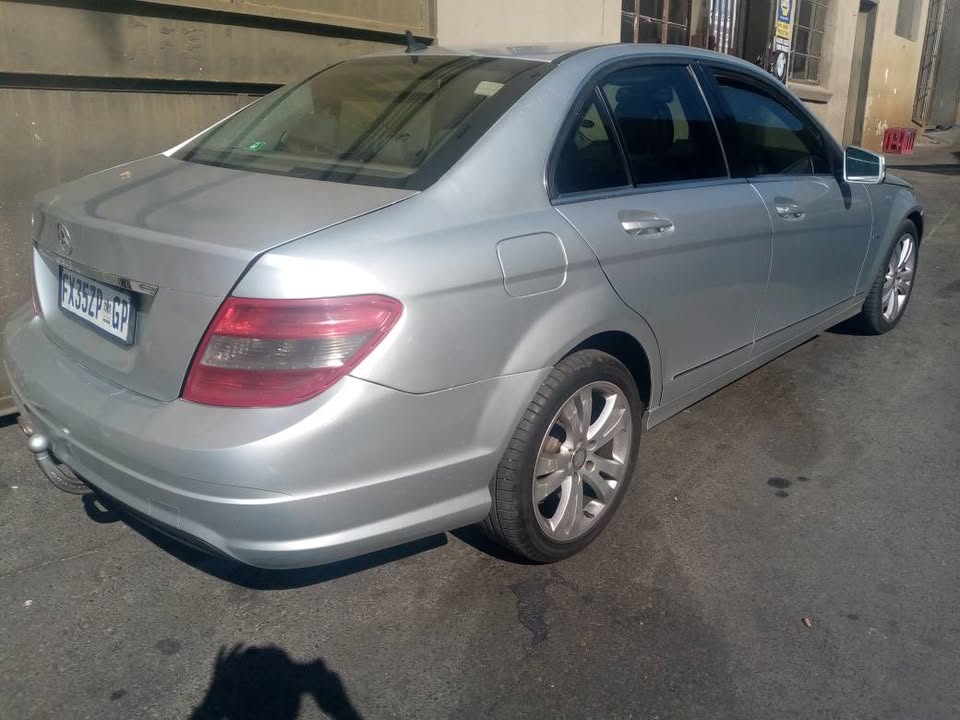 W204 Mercedes Benz 2010
