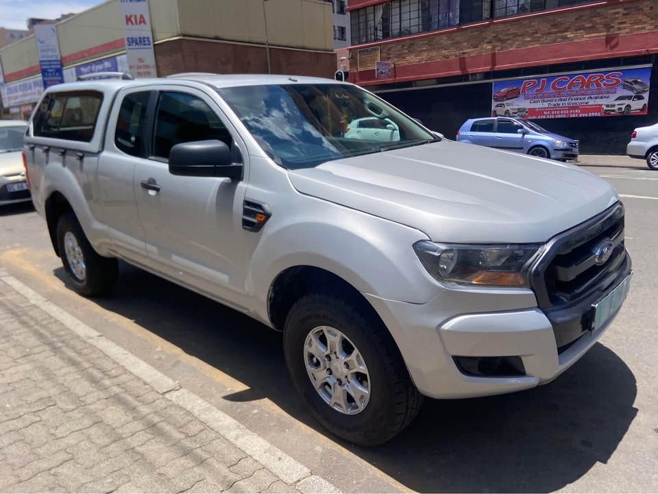 2017 Ford Ranger extended cab 120.000km Manual