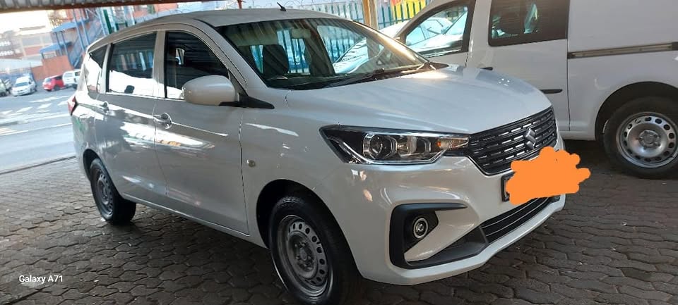Suzuki Ertiga 1.5 vvt Manual Petrol 7seater 2019 White Reverse sensor
