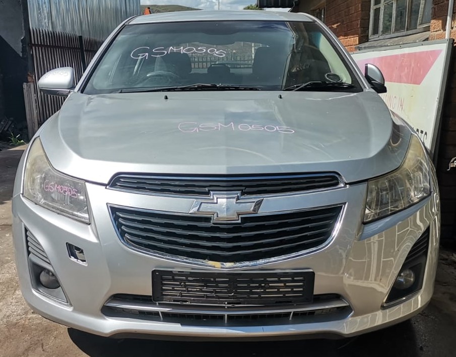 Chev Cruze Hatchback 2012 Available for Stripping - Private Seller Chev Cruze Hatchback 2012 Available for Stripping - Private Seller