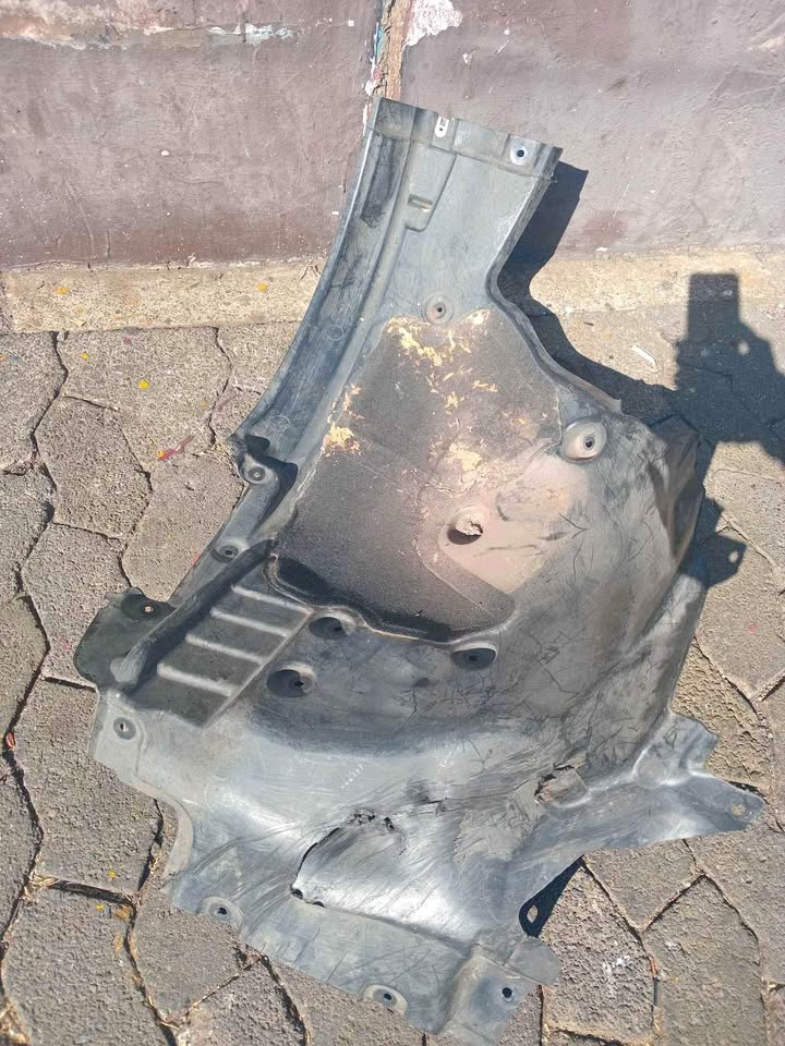 BMW G11 /G12 right side fender liner - Private Seller BMW G11 /G12 right side fender liner - Private Seller